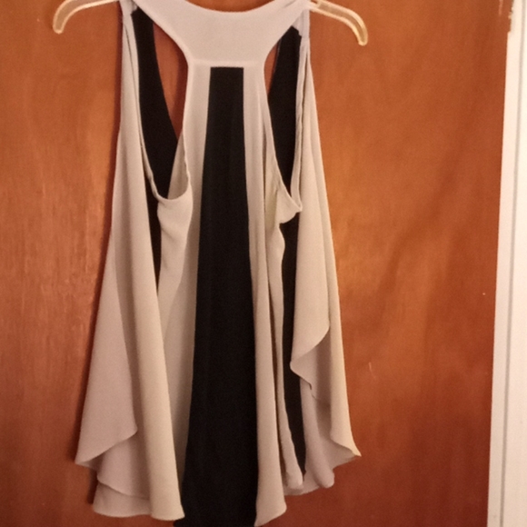 Women's Flowy Dressy Tank Top Blouse Size M - Picture 4 of 4